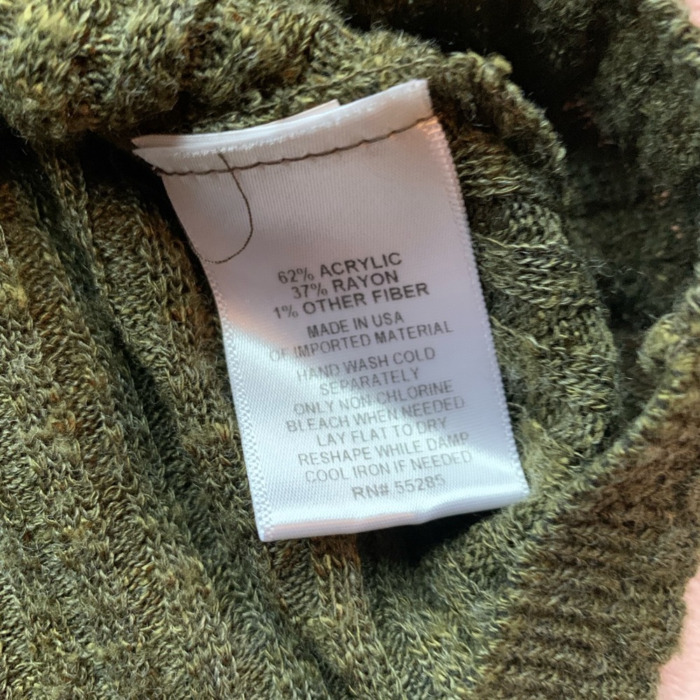 Express Sweater - Picture 3 of 3